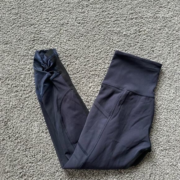 Lululemon Seek the Heat Crop Leggings - Picture 9 of 9